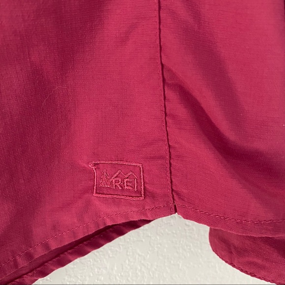 REI Burgundy Women’s Long Sleeve Shirt - Picture 3 of 9